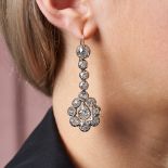 AN IMPORTANT PAIR OF FINE ANTIQUE DIAMOND DROP EARRINGS, 19TH CENTURY AND LATER in yellow gold an...