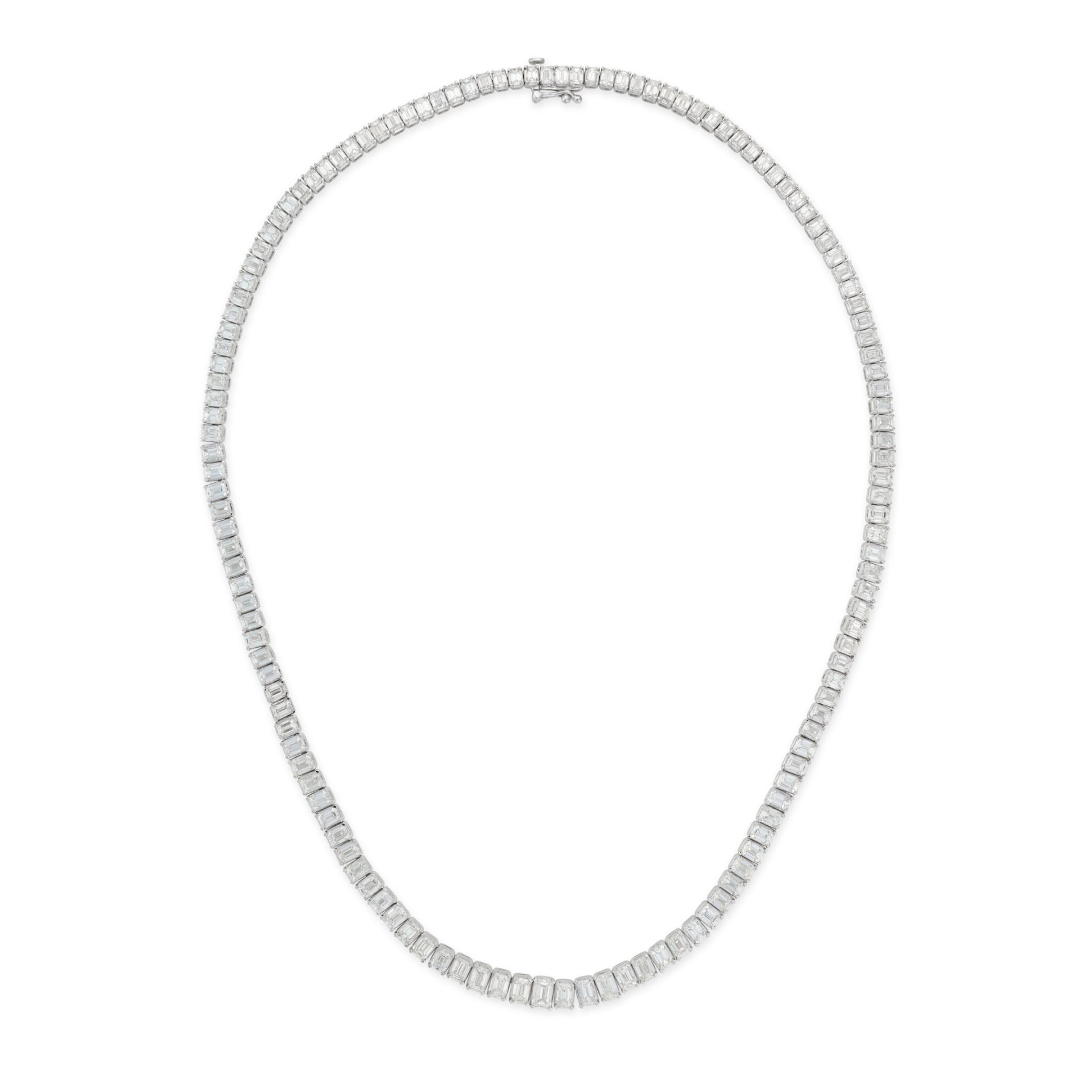 A DIAMOND LINE NECKLACE comprising a row of graduating emerald cut diamonds, the diamonds all tot... - Bild 3 aus 3