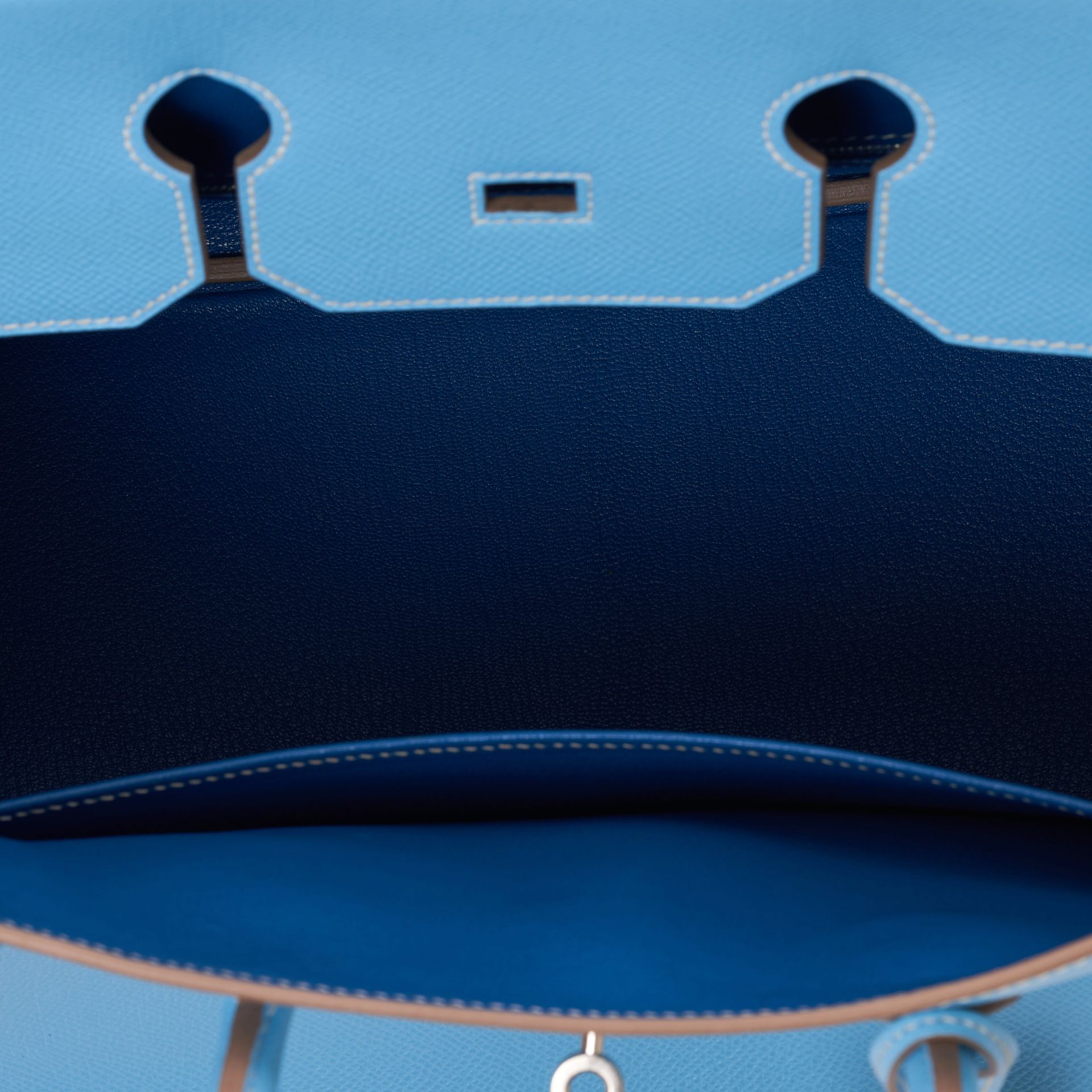 HERMÈS BLUE CELESTE/MYKONOS CANDY BIRKIN BAG. Size 35. Condition grade B+. Produced in 2011. Bl... - Bild 5 aus 5
