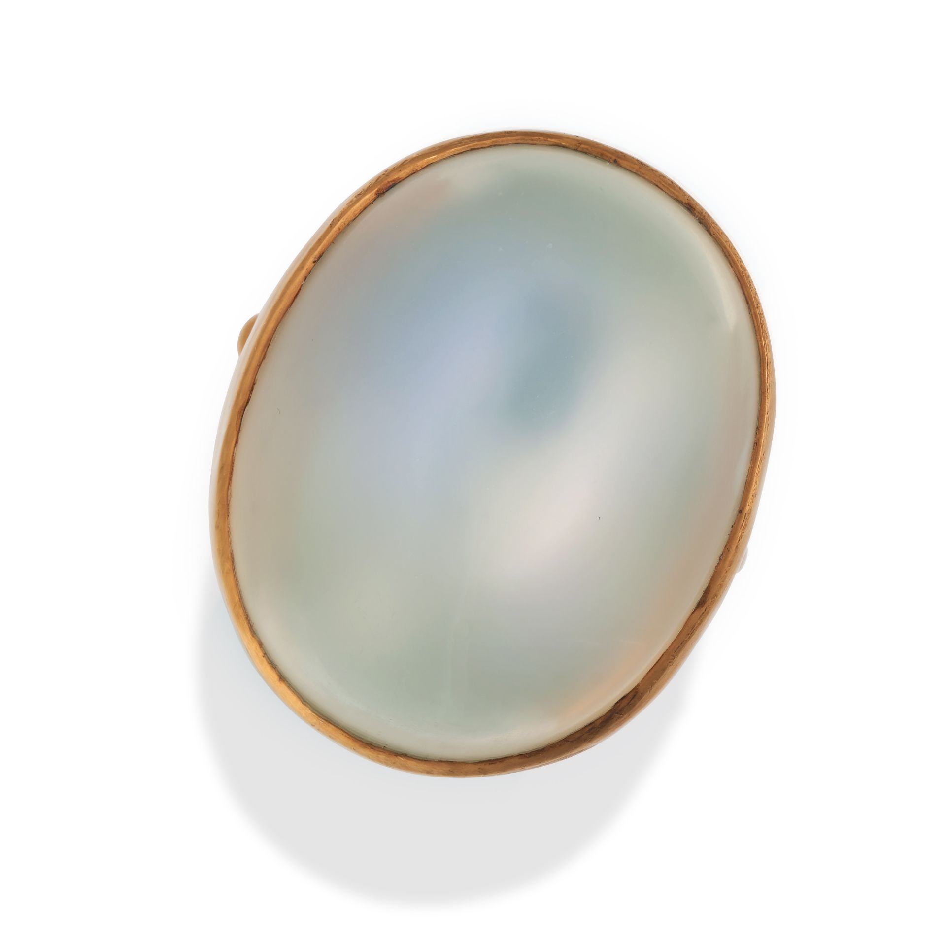 A MOONSTONE RING set with an oval cabochon moonstone of approximately 44.34 carats, no assay mark...