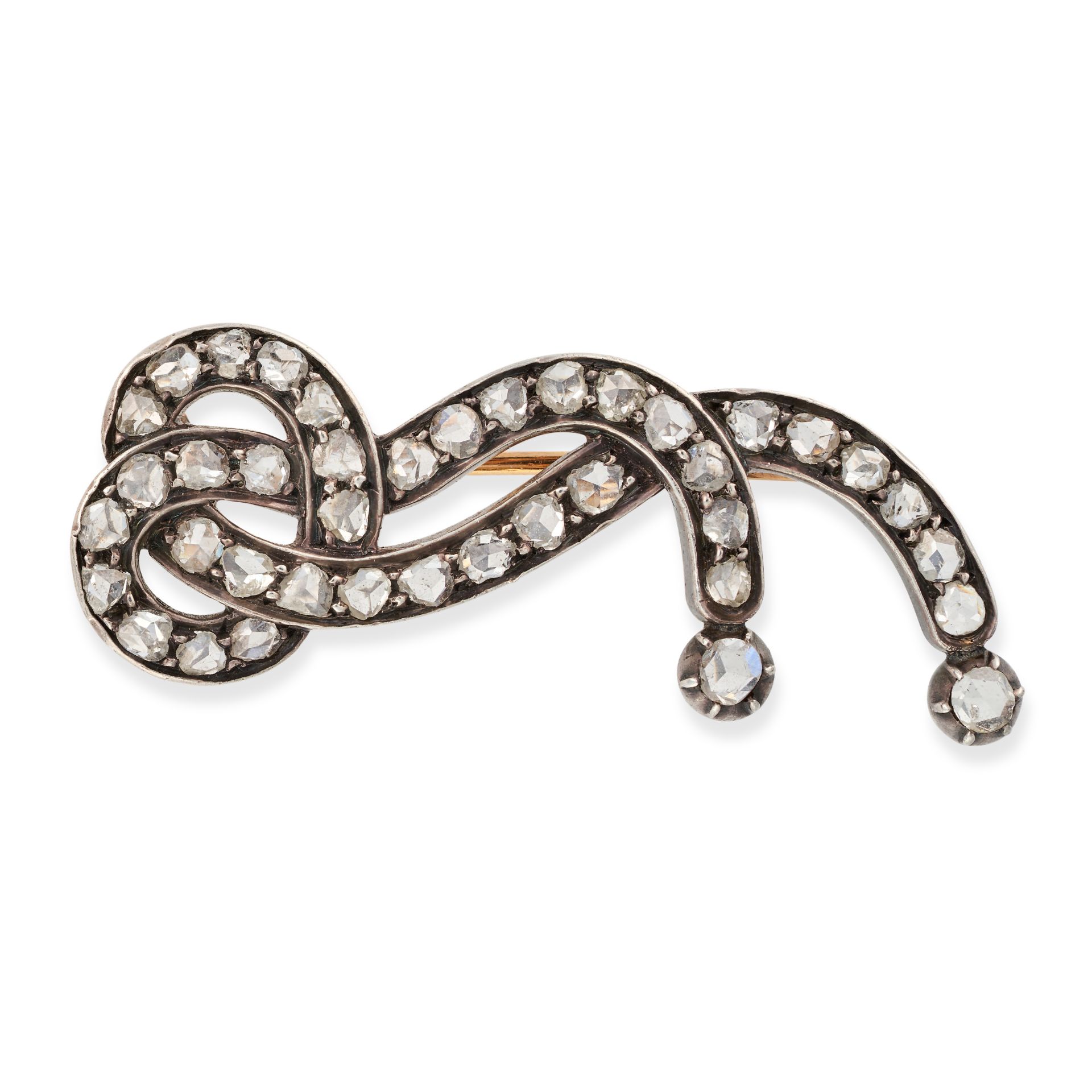 AN ANTIQUE FRENCH DIAMOND LOVER'S KNOT BROOCH in 18ct yellow gold and silver, designed as a lover...