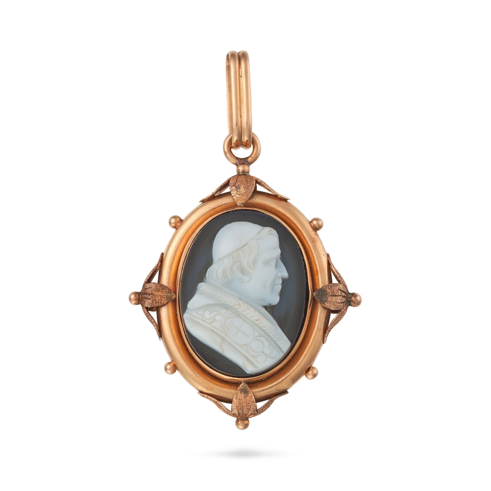AN ANTIQUE BANDED AGATE PAPAL CAMEO PENDANT set to one side with a banded agate cameo carved to d...