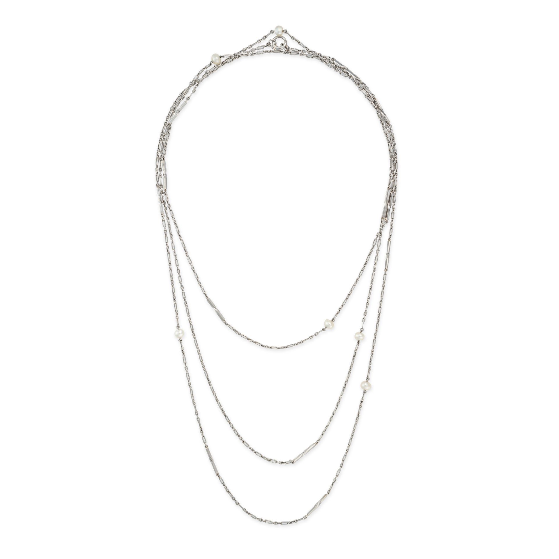 A PEARL CHAIN NECKLACE comprising a fancy link chain accented by pearls, no assay marks, 140.0cm,...