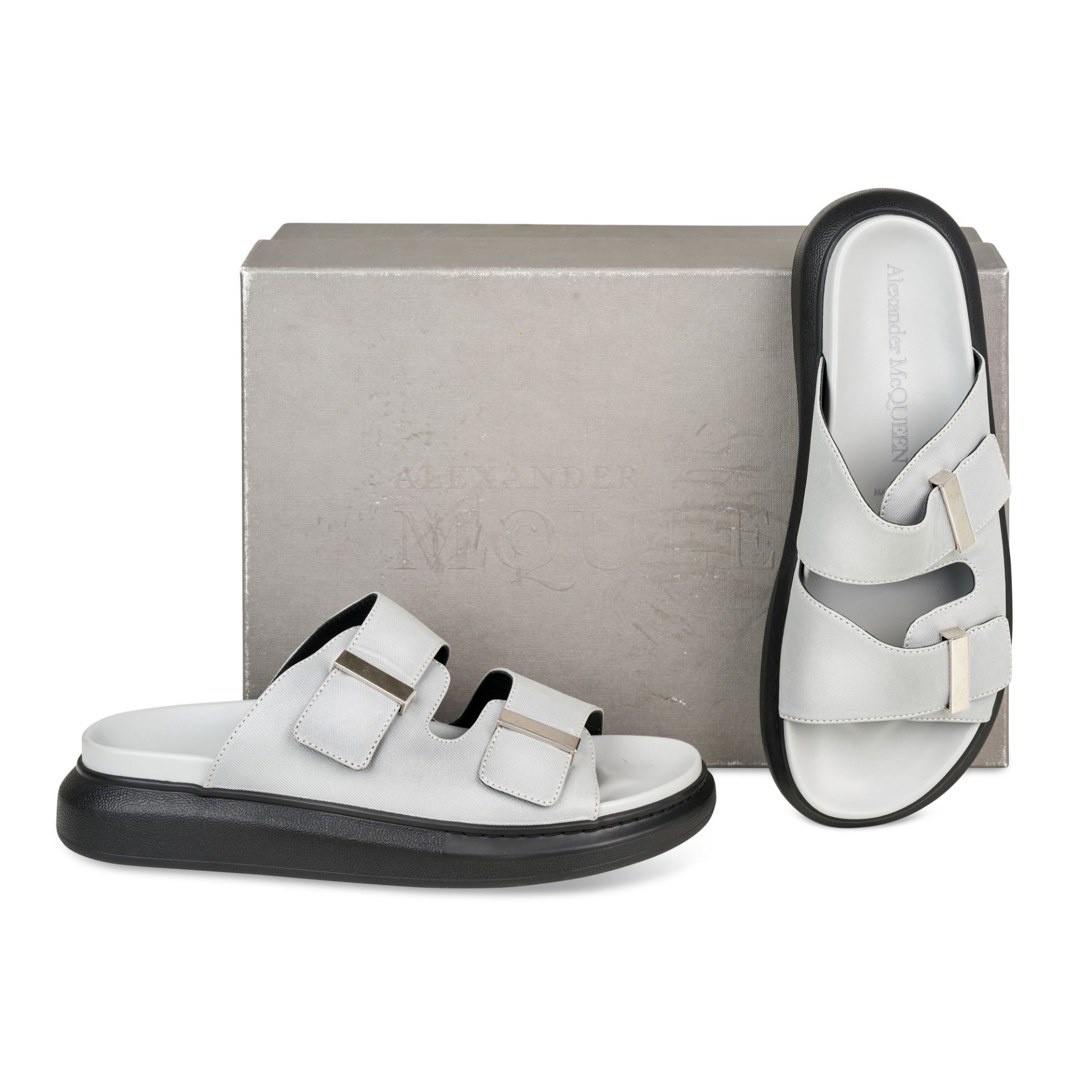 NO RESERVE ALEXANDER MCQUEEN GREY DOUBLE BUCKLE SANDALS - Bild 2 aus 2