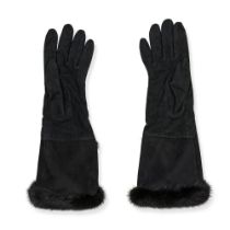 NO RESERVE HERMÈS VINTAGE SUEDE GLOVES