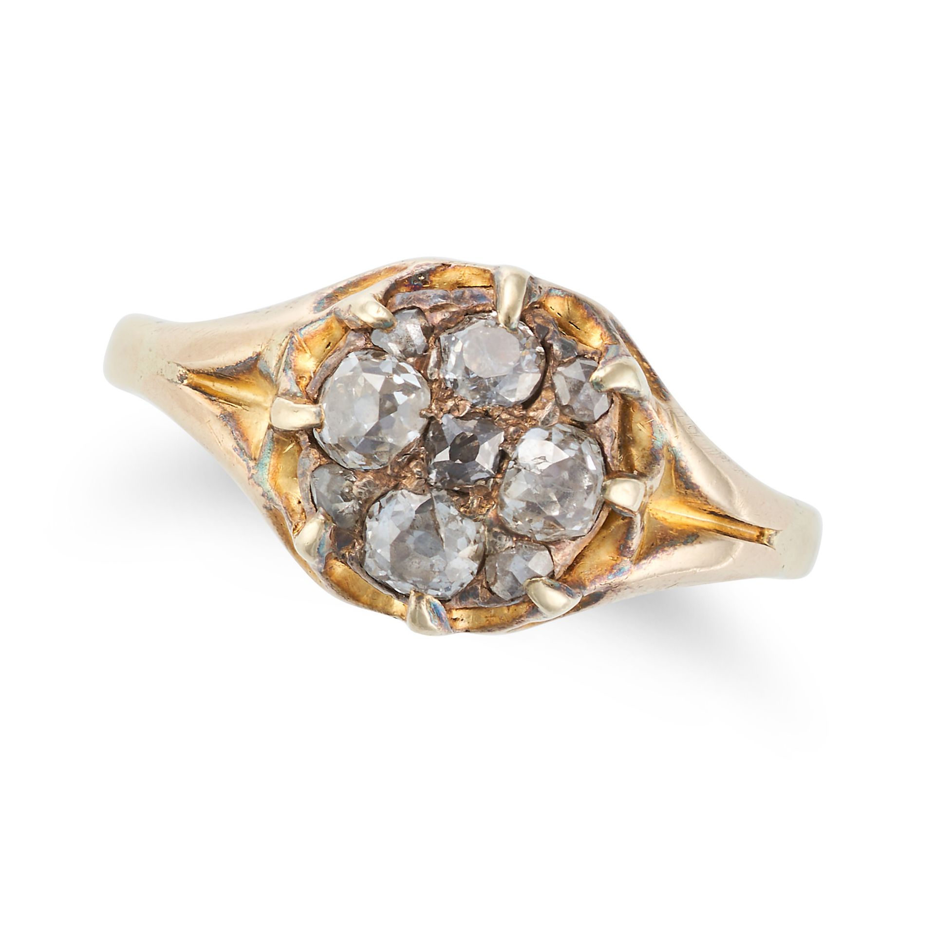 AN ANTIQUE DIAMOND CLUSTER RING in yellow gold, set with a cluster of old cut diamonds, no assay ...