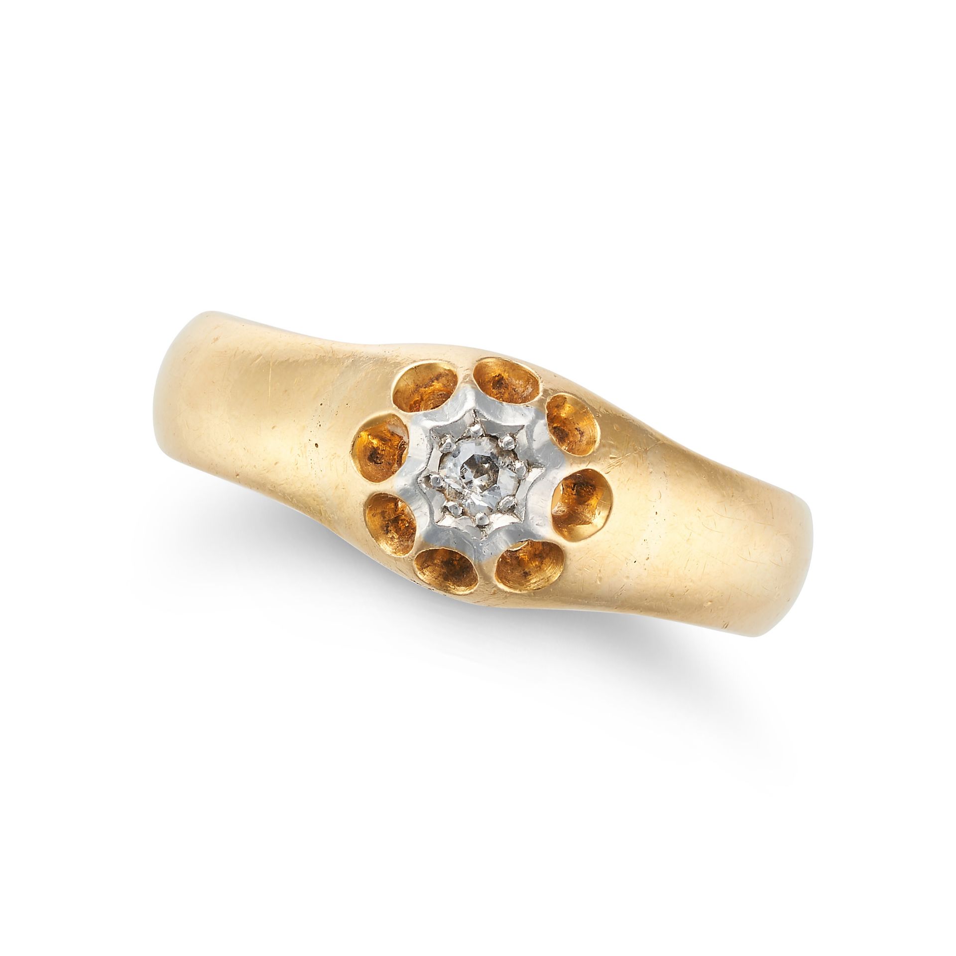 AN ANTIQUE DIAMOND BAND RING in 22ct yellow gold, set with an old cut diamond in an illusion sett...