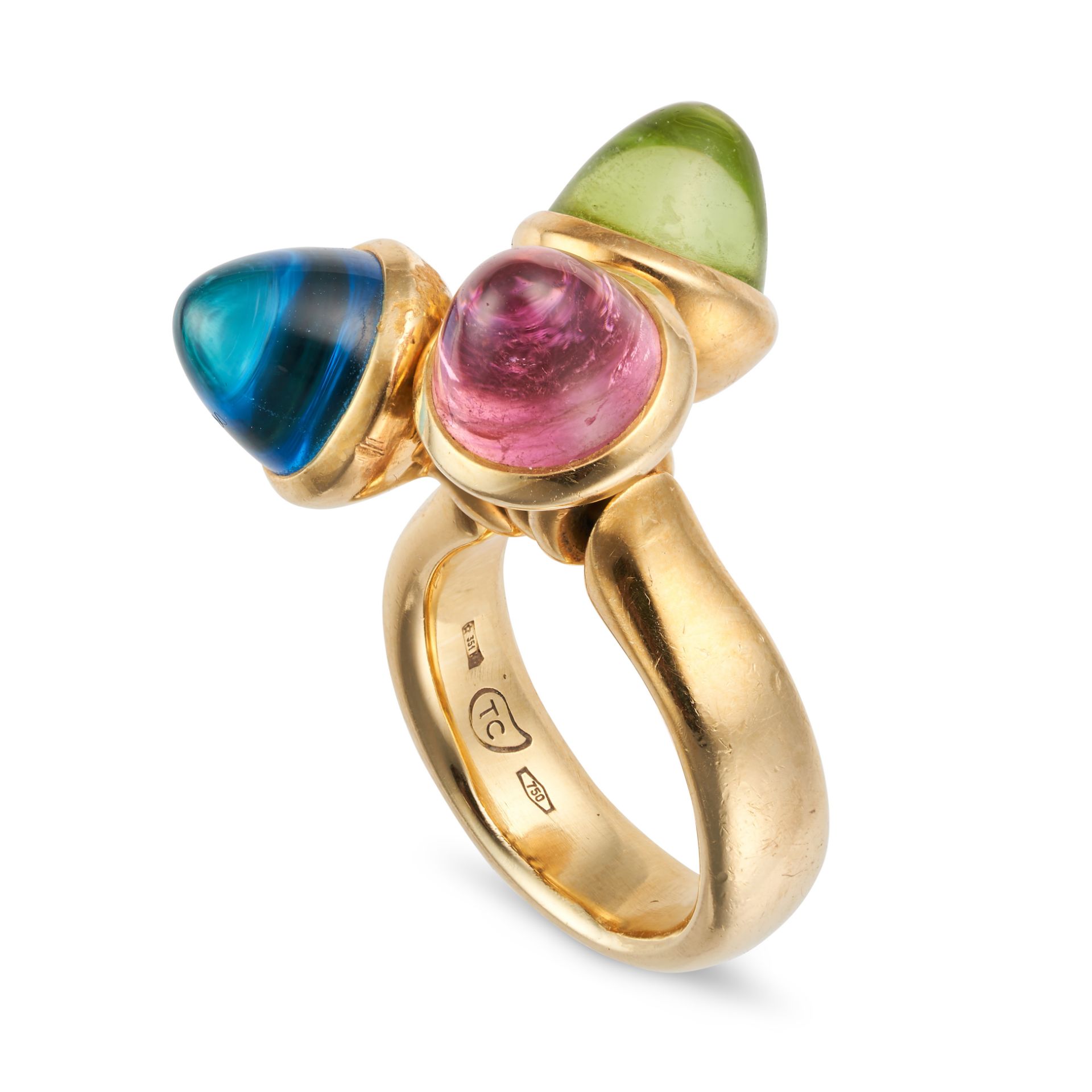 A GEMSET RING set with an articulated cabochon blue topaz, pink tourmaline and peridot, stamped 7...