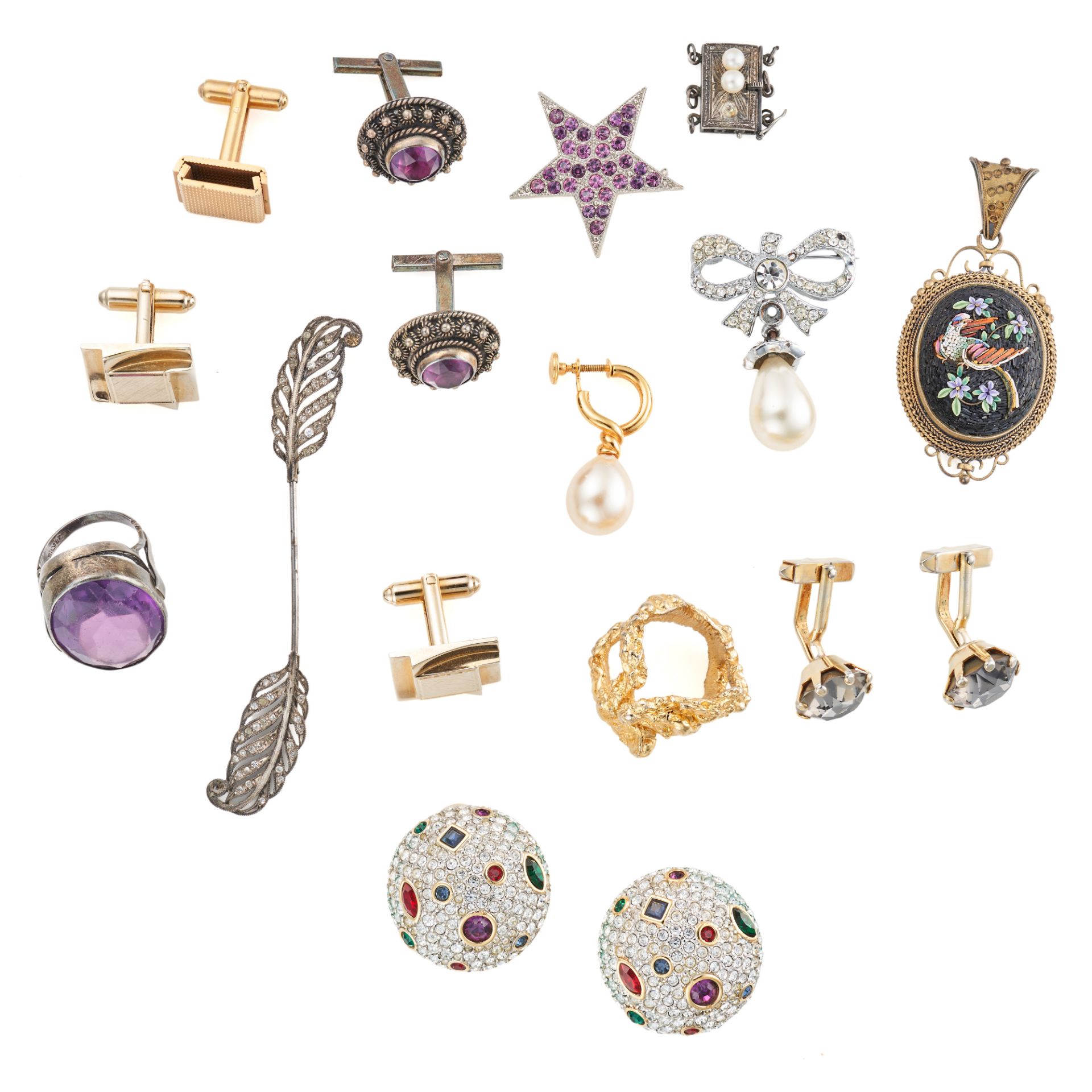 NO RESERVE - A BOX OF ASSORTED JEWELLERY comprising a faux pearl earring, a pair of paste bombe c...