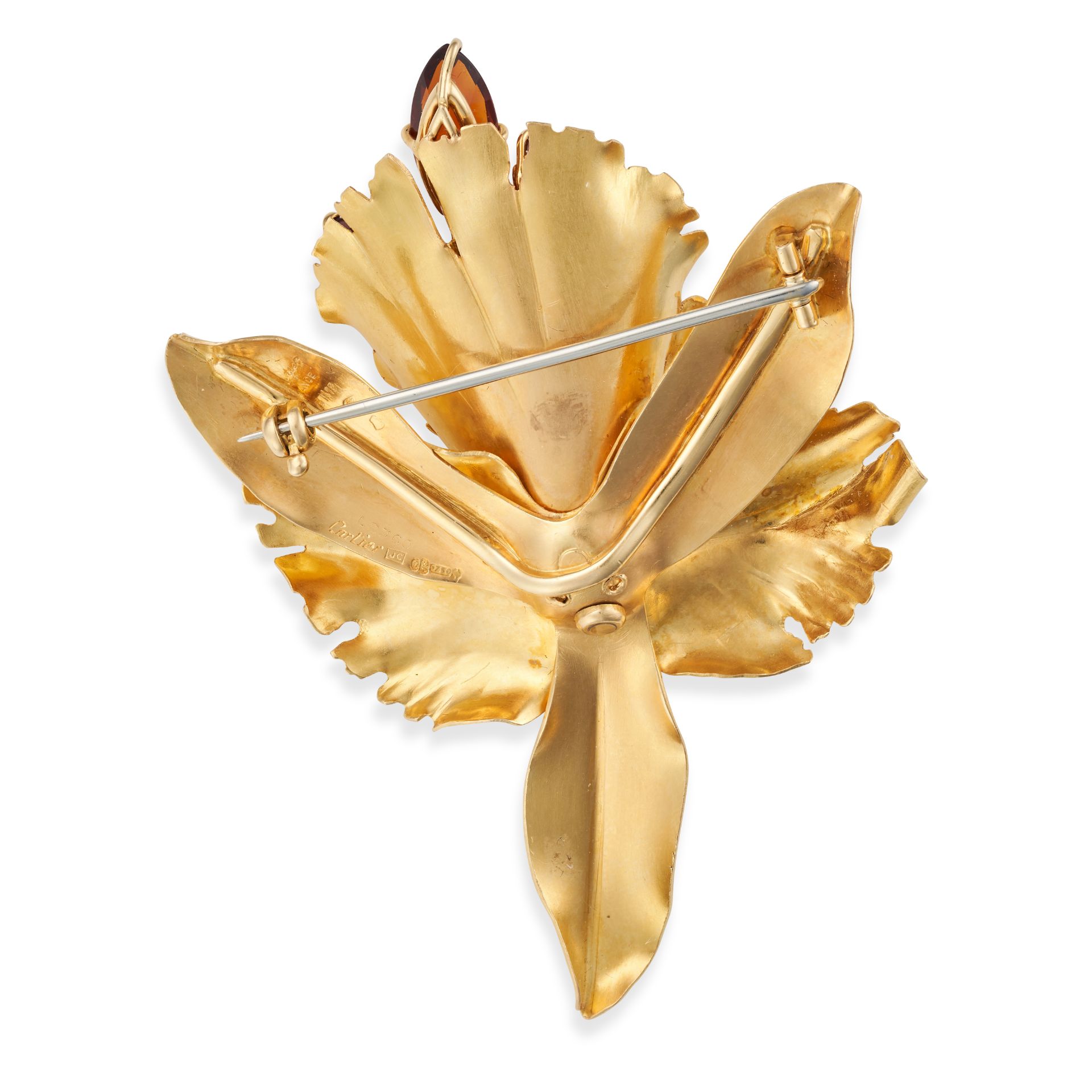 CARTIER, A CITRINE AND DIAMOND FLOWER BROOCH in 18ct yellow gold, designed as a flower head set w... - Bild 2 aus 2