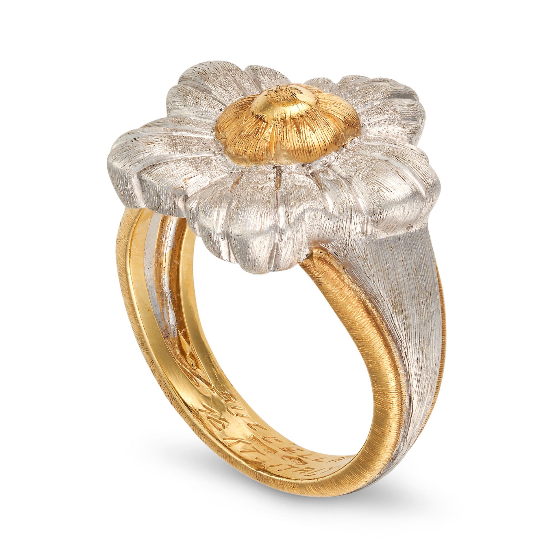 BUCCELLATI, A GOLD FLOWER RING designed as a flower head, signed Buccellati, stamped 18KT 750, si... - Bild 2 aus 2