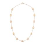 AN OPAL CHAIN NECKLACE the trace chain set with cushion cut opals, stamped 750, 46.0cm, 5.9g.