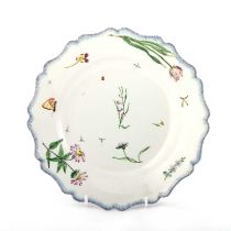 A FRENCH FAIENCE PLATE, 18TH CENTURY