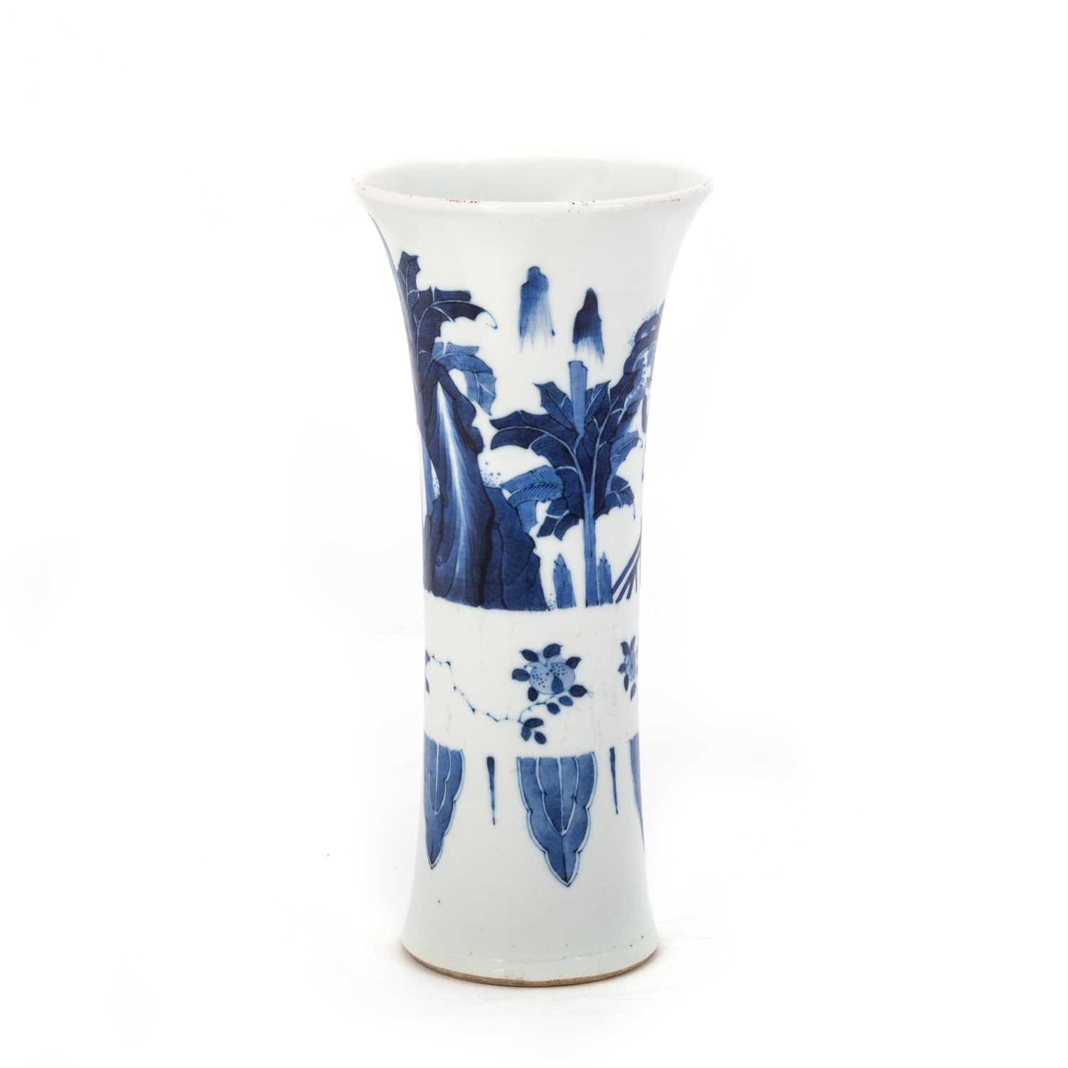 A CHINESE BLUE AND WHITE VASE, GU - Image 2 of 10