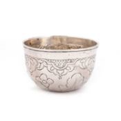 AN 18TH CENTURY RUSSIAN SILVER TUMBLER CUP