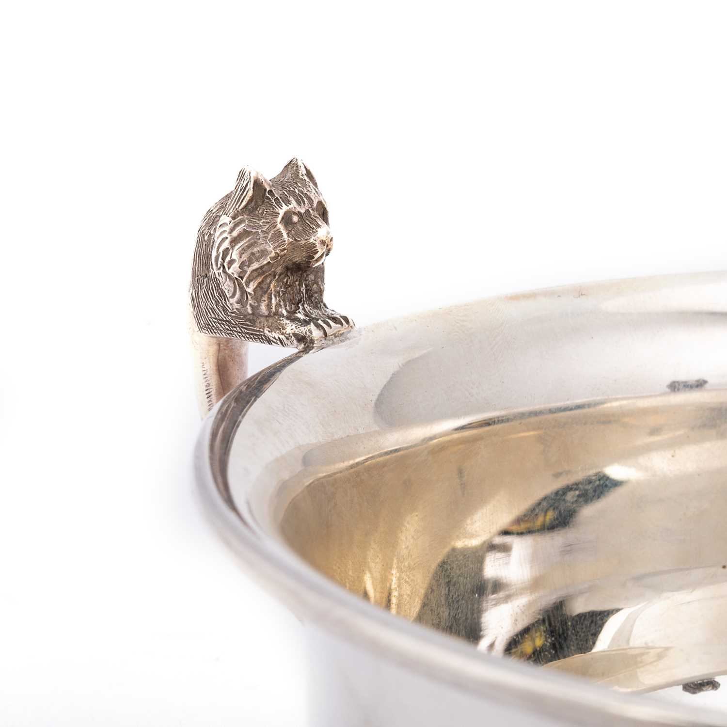 A GEORGE V SILVER NOVELTY TWIN-HANDLED BOWL - Image 2 of 3