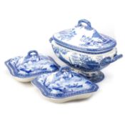 A SPODE BLUE AND WHITE 'TIBER' PATTERN SOUP TUREEN AND A PAIR OF VEGETABLE TUREENS, CIRCA 1820