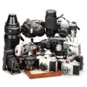 A COLLECTION OF PHOTOGRAPHIC EQUIPMENT