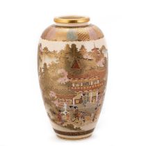 A LARGE JAPANESE SATSUMA VASE, BY SHOZAN, MEIJI PERIOD (1868-1912)