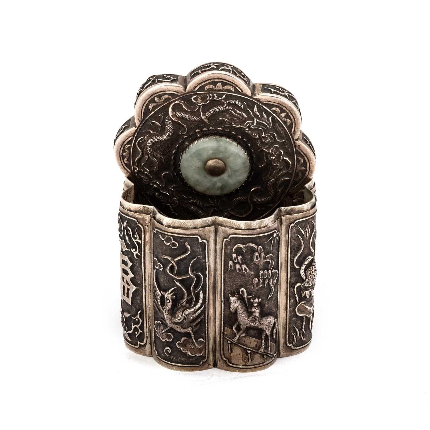 A VIETNAMESE SILVER AND JADE CADDY - Image 2 of 3