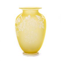 A THOMAS WEBB & SONS CAMEO GLASS VASE, CIRCA 1900