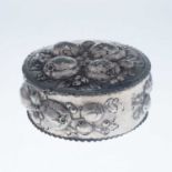 A 17TH CENTURY STYLE GERMAN SILVER BOX