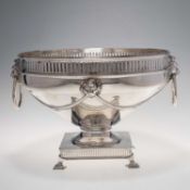 A LARGE GEORGE V SILVER BOWL