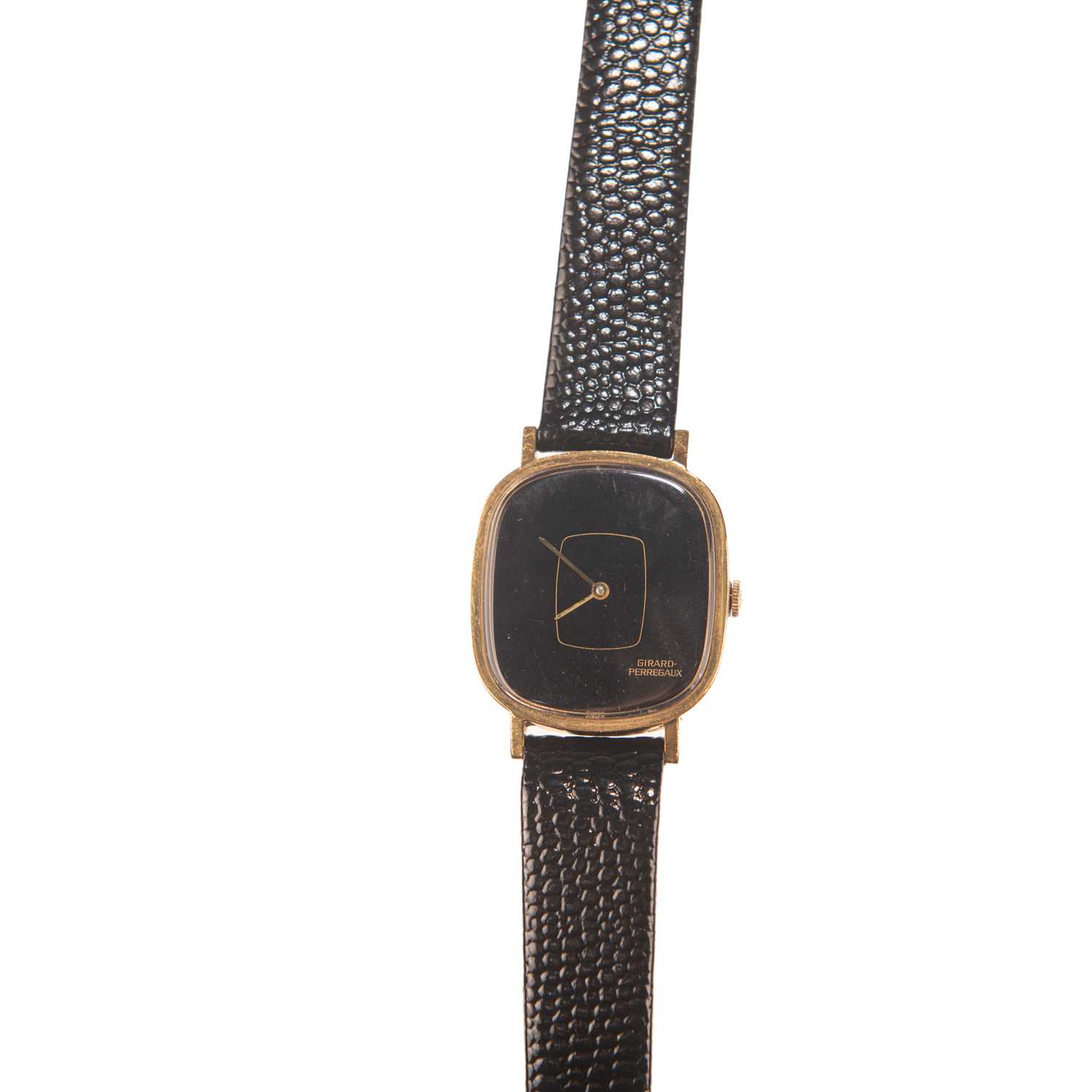 A GENTS GOLD PLATED GIRARD PERREGAUX STRAP WATCH