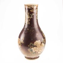 A LARGE JAPANESE SATSUMA VASE, EARLY 20TH CENTURY