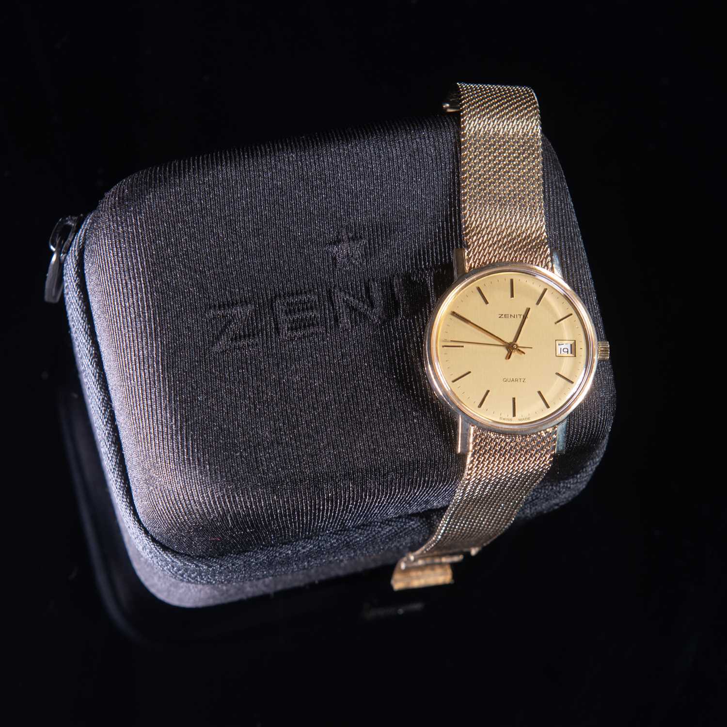 A 9CT GOLD ZENITH BRACELET WATCH - Image 2 of 3