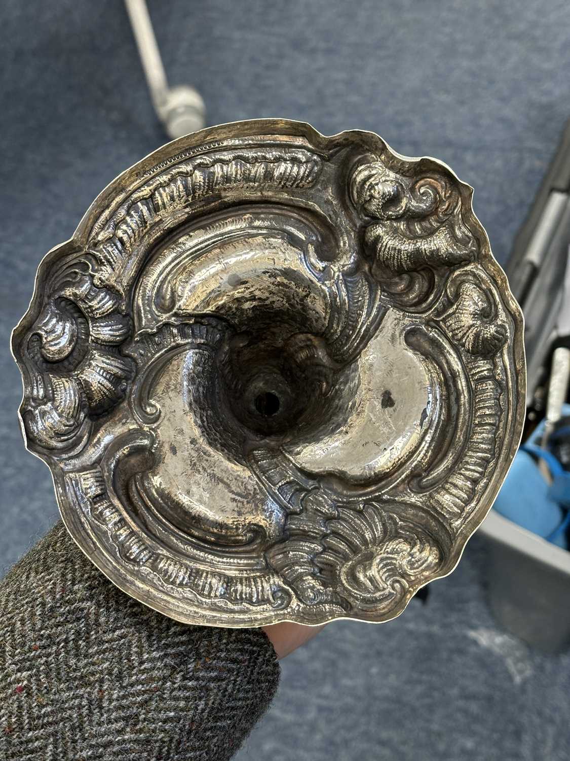 A PAIR OF 18TH CENTURY GERMAN SILVER THREE-LIGHT CANDELABRA - Image 7 of 15