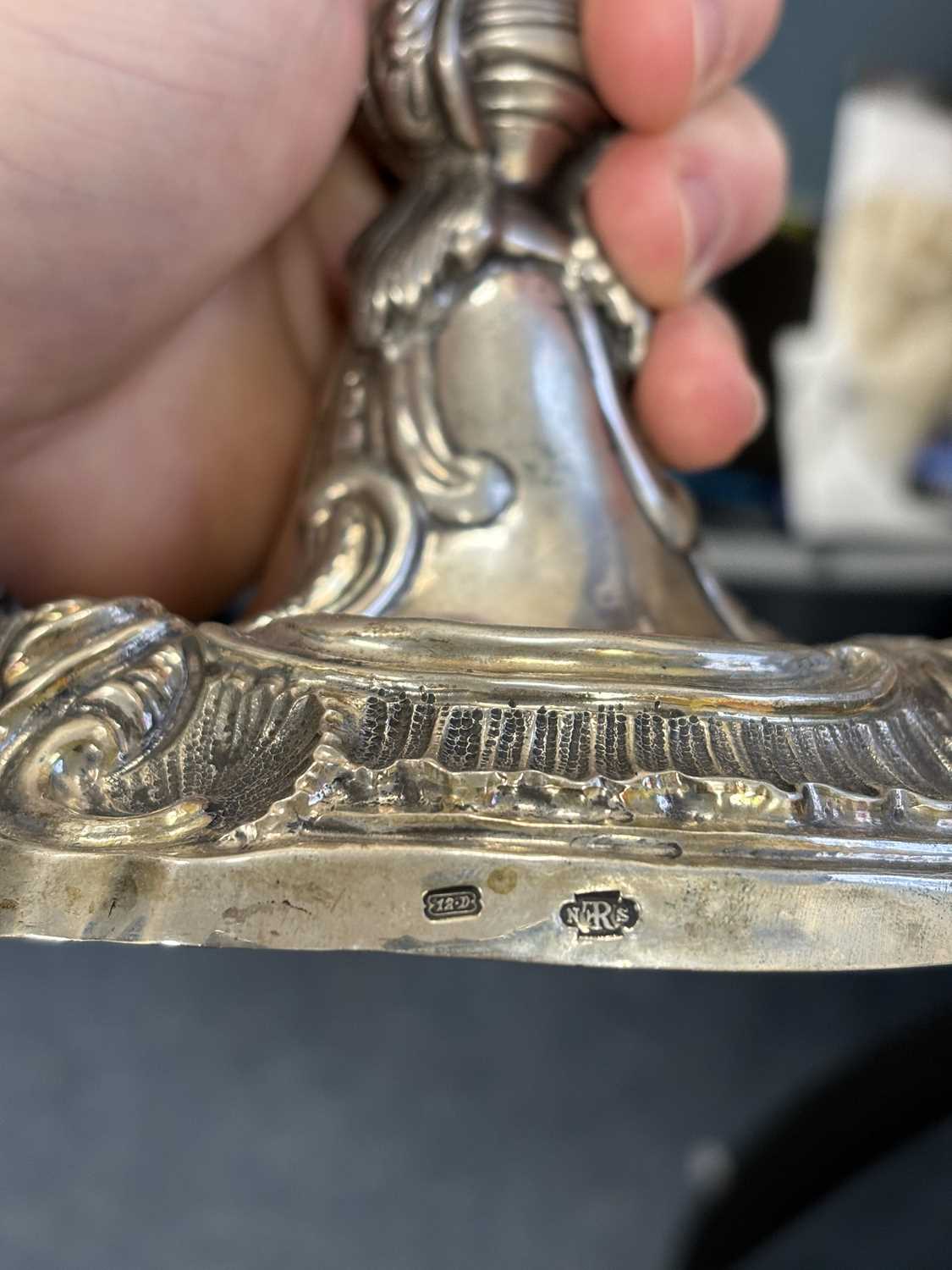 A PAIR OF 18TH CENTURY GERMAN SILVER THREE-LIGHT CANDELABRA - Image 9 of 15