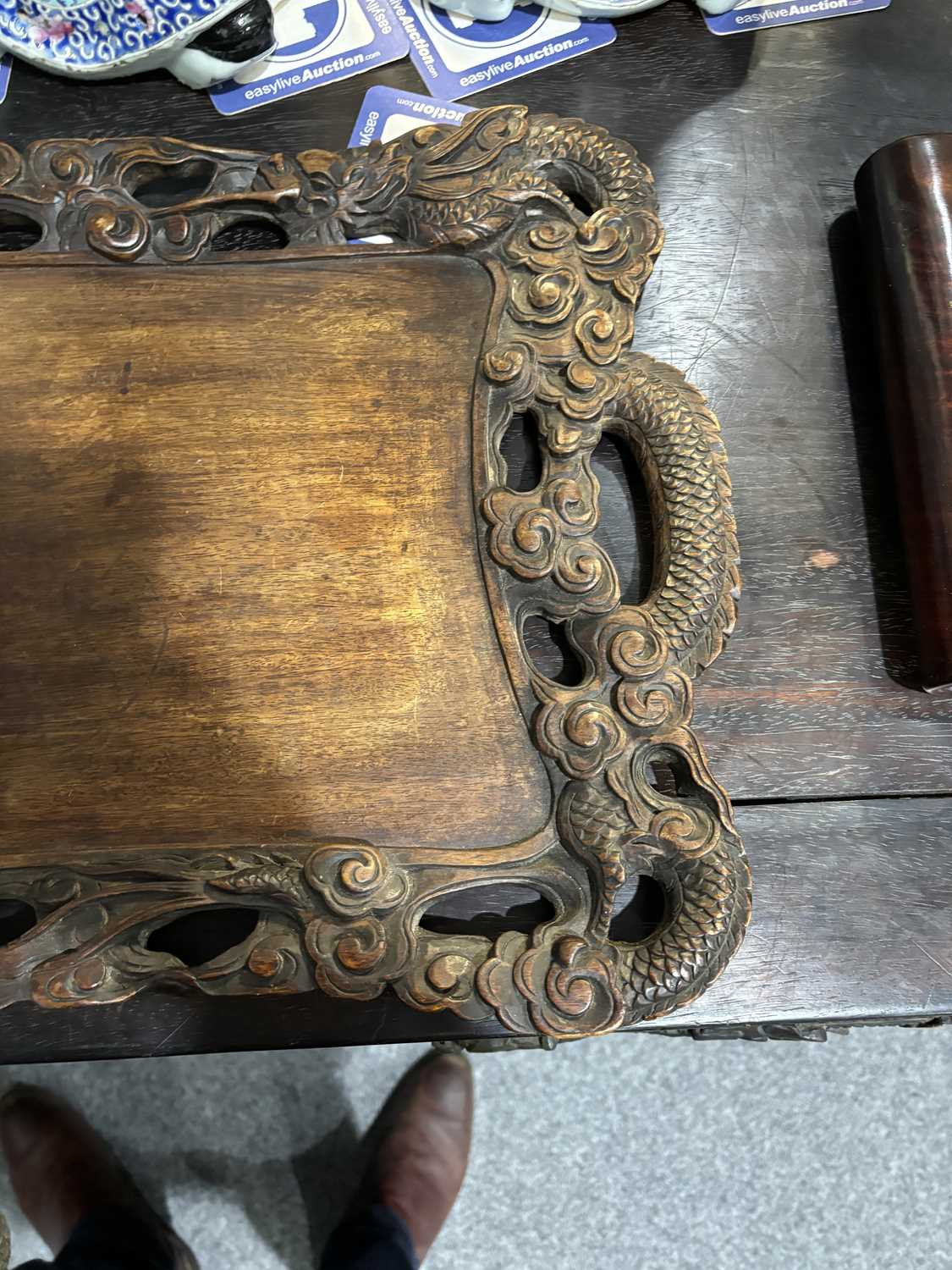 A CHINESE CARVED 'DRAGON' TRAY, CIRCA 1900 - Image 5 of 5