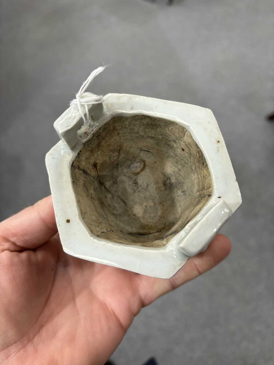 A CHINESE HEXAGONAL TRIPOD CENSER - Image 5 of 8