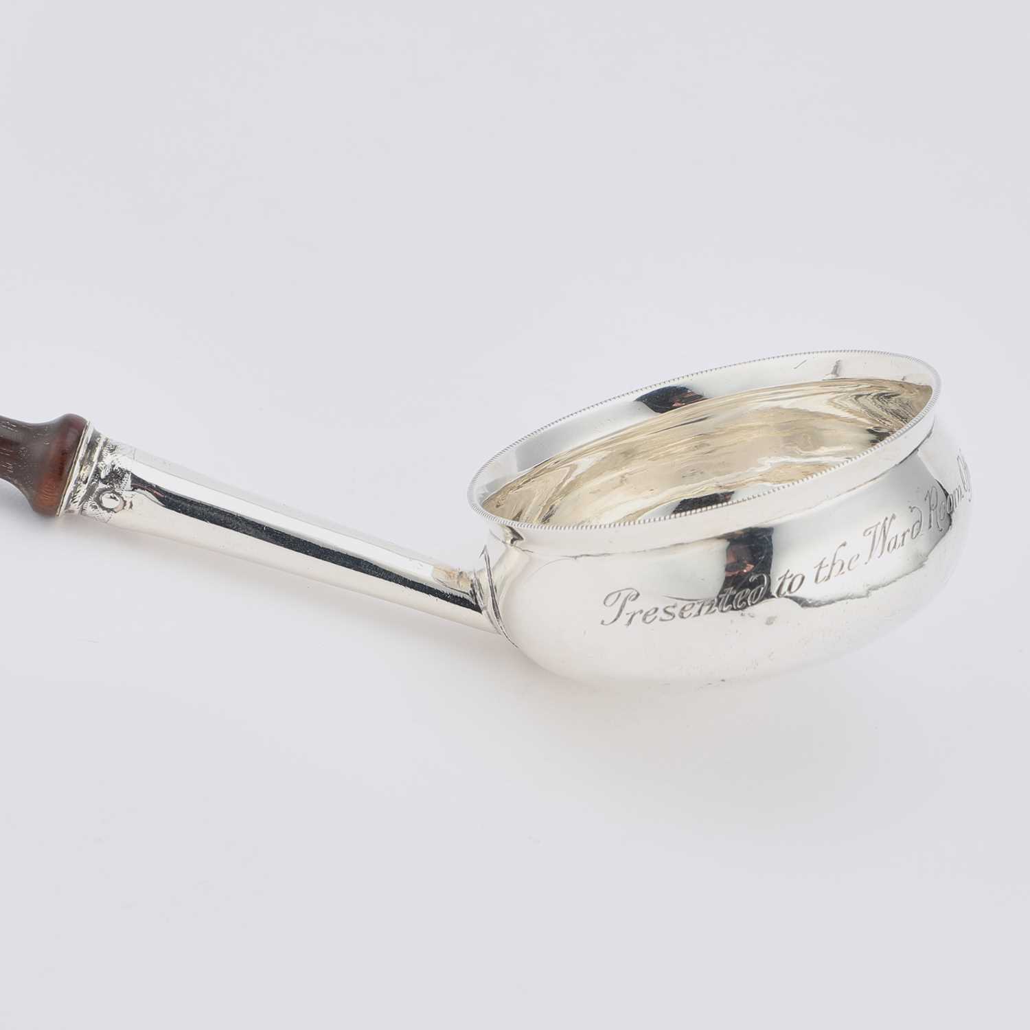 A GEORGE III SILVER TODDY LADLE - Image 2 of 2