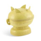 A CHINESE YELLOW-GROUND MOULDED ARCHAISTIC RITUAL FOOD VESSEL AND COVER, GUI