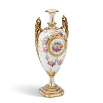 A ROYAL CROWN DERBY VASE BY ALBERT GREGORY, DATED 1909