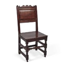A LANCASHIRE OAK PANEL-BACK CHAIR, LATE 17TH/ EARLY 18TH CENTURY