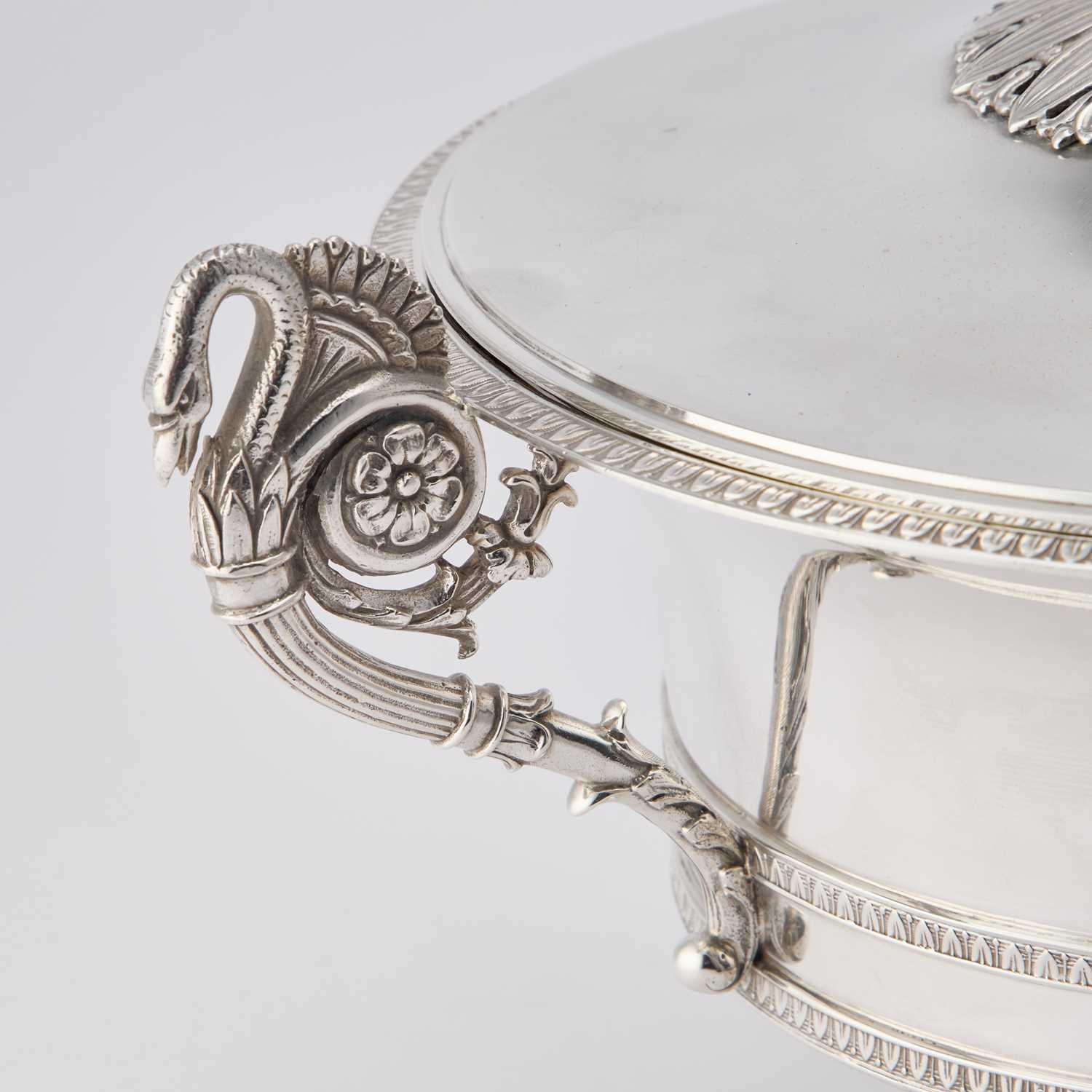 A VICTORIAN SILVER TUREEN AND COVER - Image 3 of 5