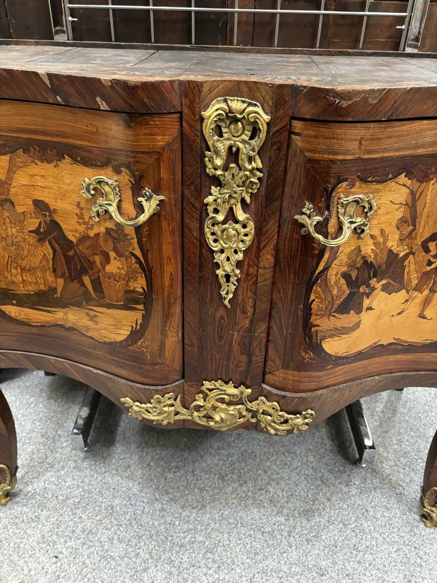 A SMALL 19TH CENTURY FRENCH INLAID KINGWOOD MARBLE-TOPPED COMMODE, STAMPED L. DROMARD, PARIS - Image 9 of 15
