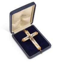 A GOLD-MOUNTED MOTHER-OF-PEARL CROSS