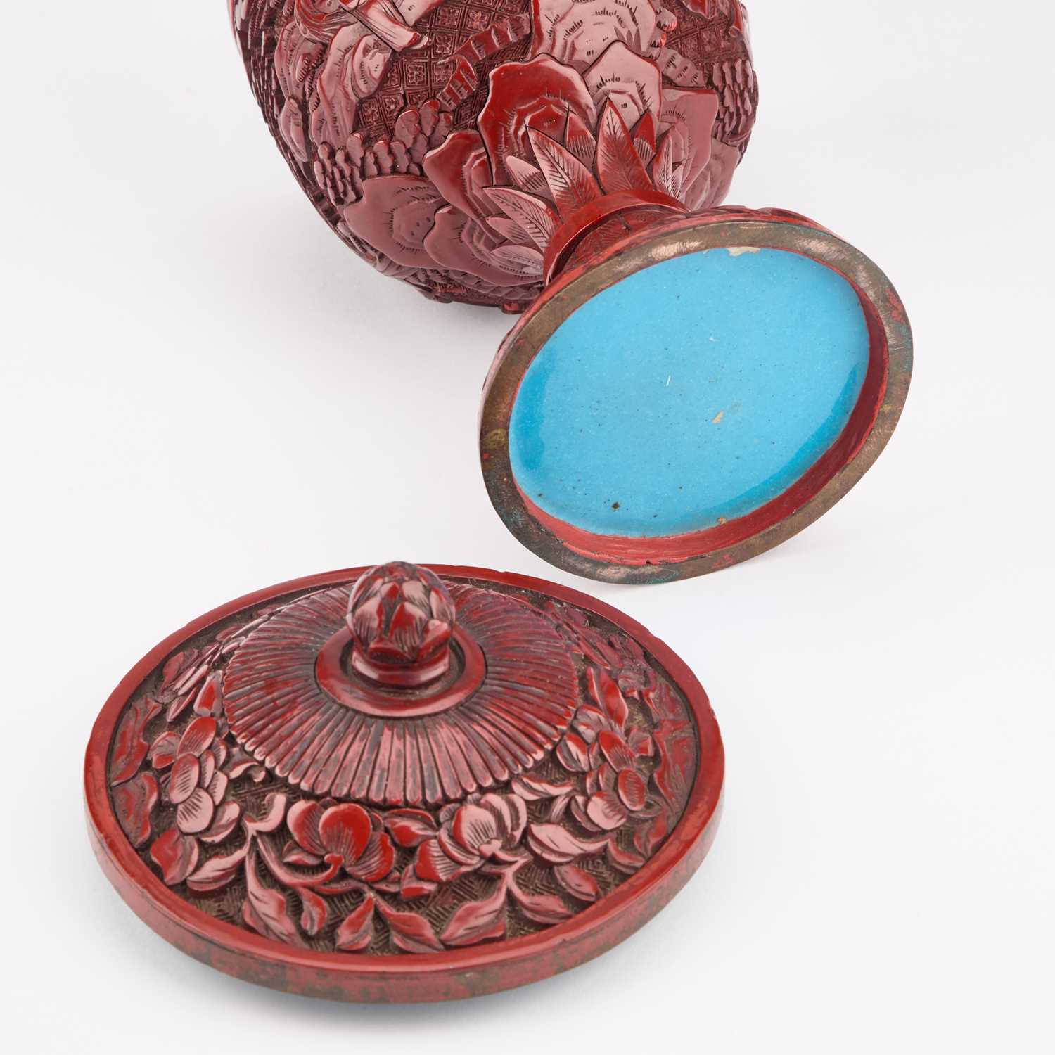 A PAIR OF CHINESE CINNABAR LACQUER CUPS AND COVERS, QING DYNASTY - Image 2 of 14