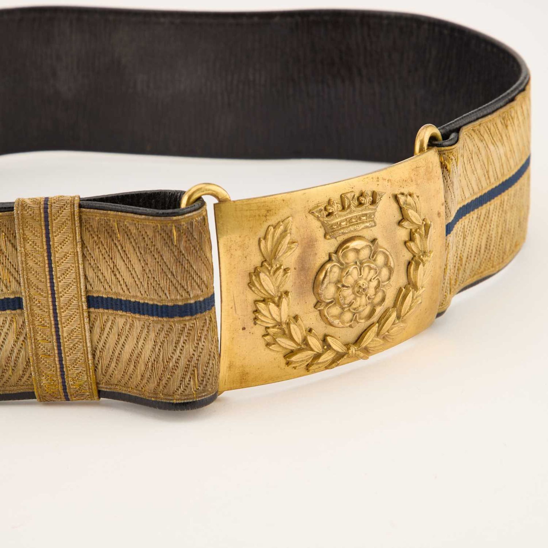 A VICTORIAN OFFICERS FULL DRESS SWORD BELT - Image 2 of 3