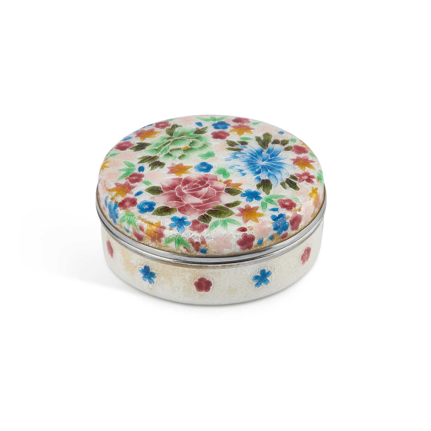 A JAPANESE CLOISONNÉ ENAMEL BOX AND COVER