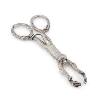 A PAIR OF VICTORIAN SILVER NOVELTY SUGAR TONGS