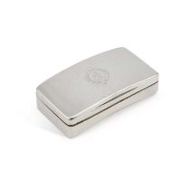 A WILLIAM IV SILVER SNUFF BOX