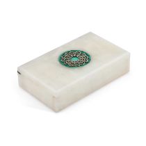 STUART DEVLIN: AN ELIZABETH II SILVER, MALACHITE AND ONYX BOX