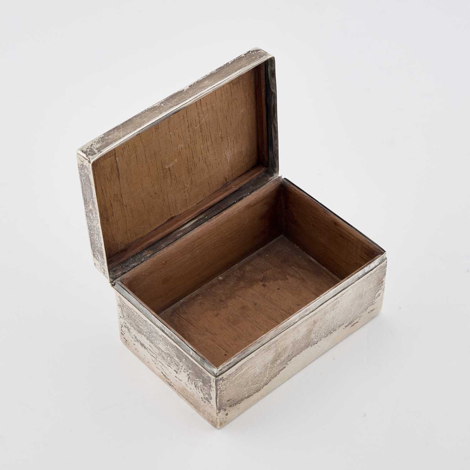 A SILVER BOX - Image 2 of 2