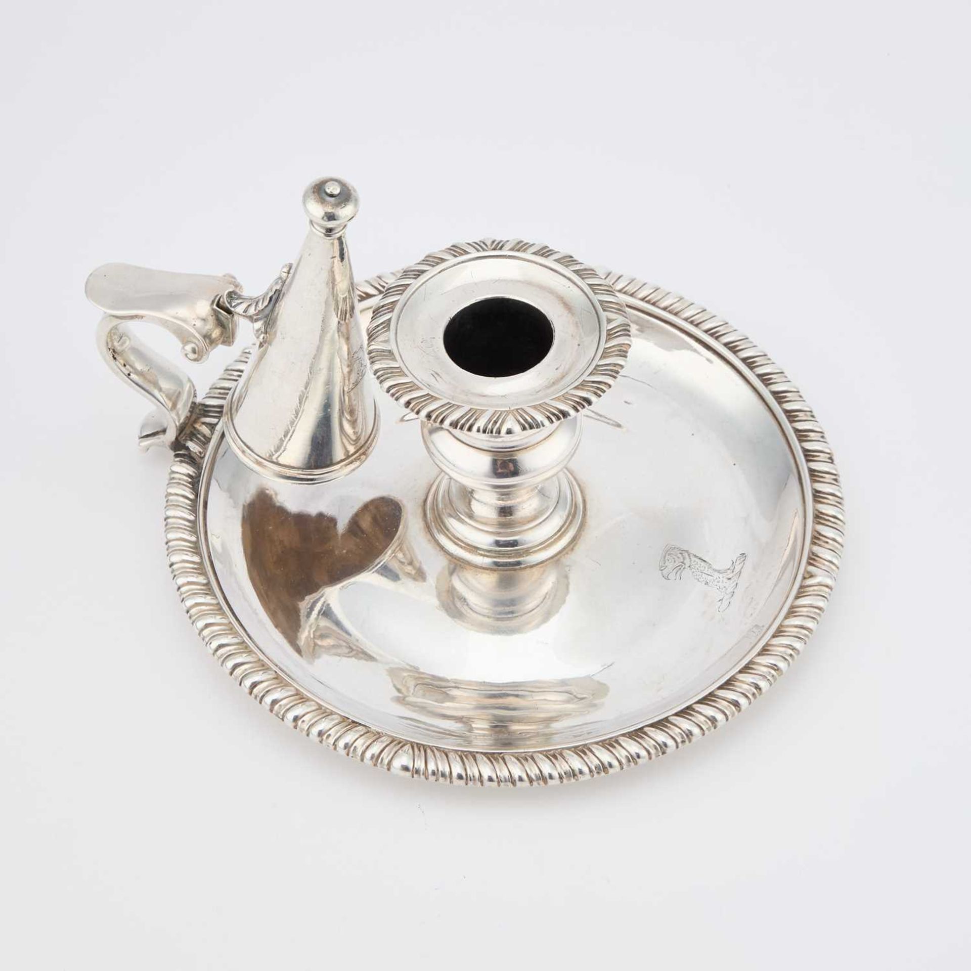 A GEORGE IV SILVER CHAMBERSTICK - Image 3 of 4