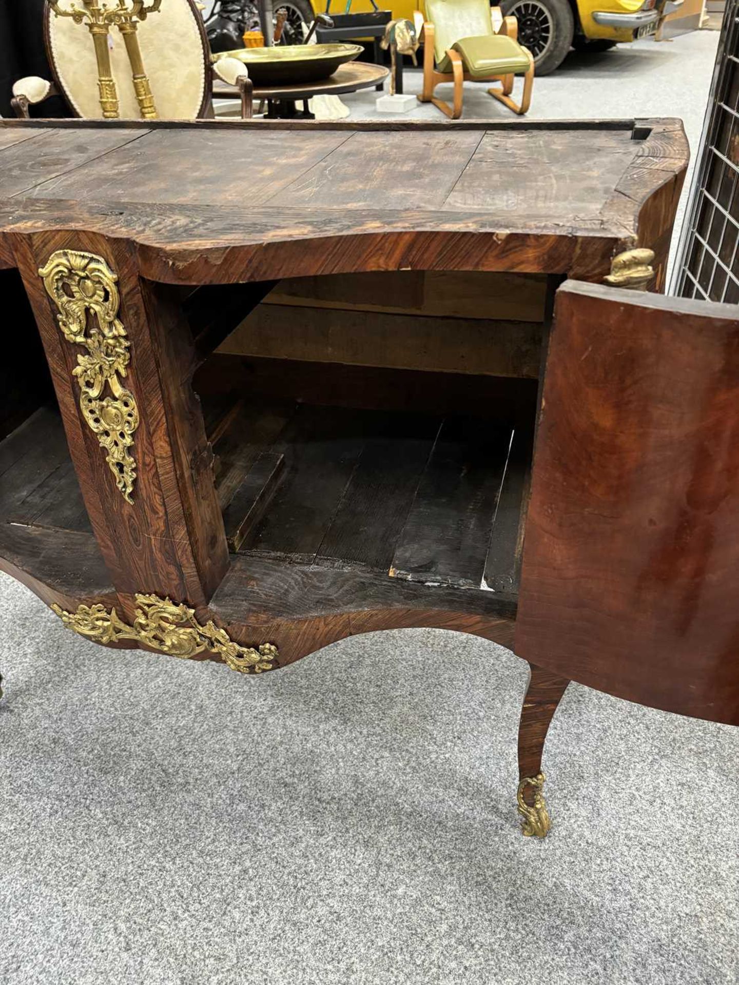 A SMALL 19TH CENTURY FRENCH INLAID KINGWOOD MARBLE-TOPPED COMMODE, STAMPED L. DROMARD, PARIS - Image 3 of 15
